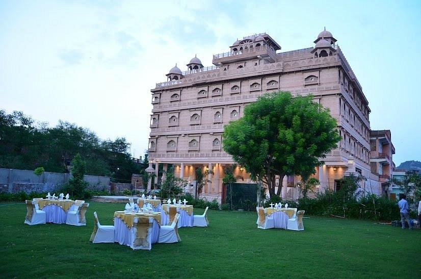 Lilypool - The Heritage Jalmahal x Solis Nature