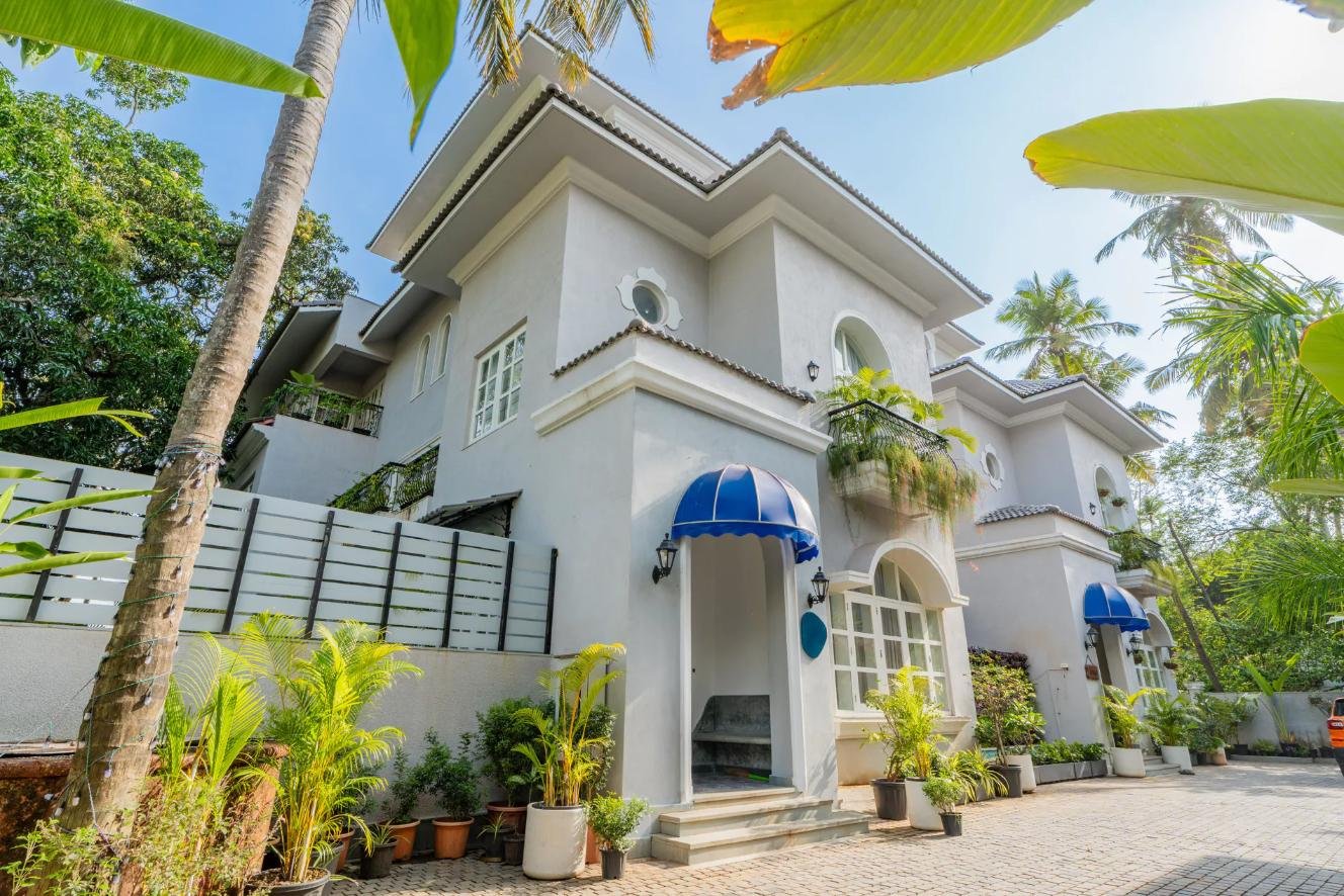 Casa Ritzy | Indo-Portuguese 5-BHK Villa With Private x Solis Nature