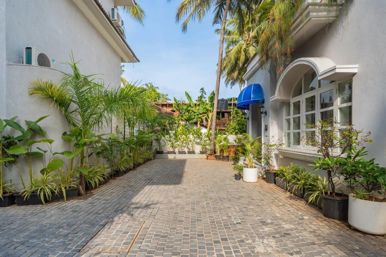Casa Ritzy | Indo-Portuguese 5-BHK Villa With Private x Solis Nature