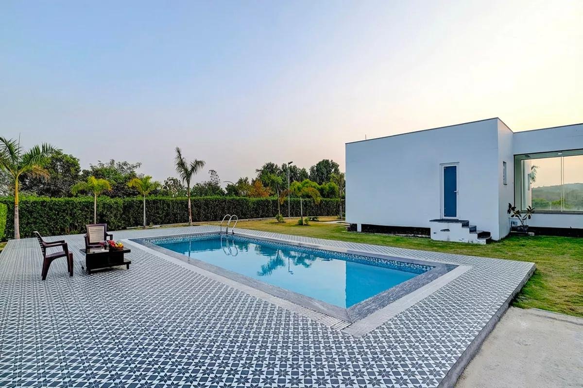 ELIVAAS Amaltas 4 bhk x Solis Nature