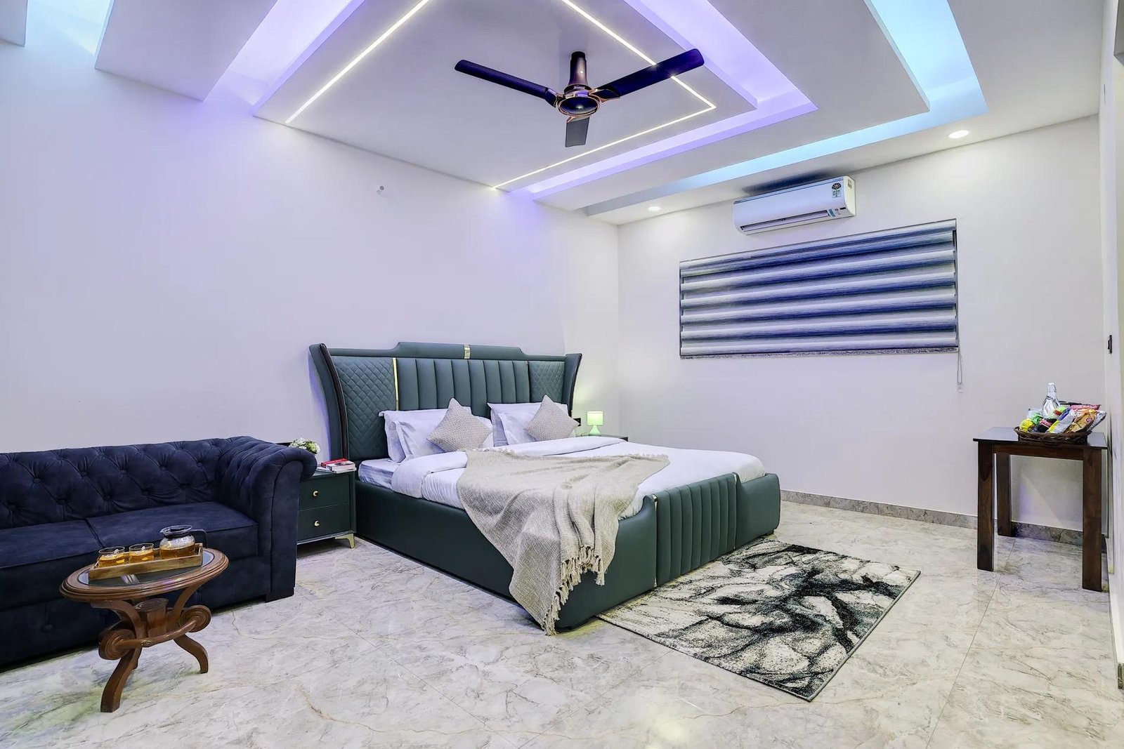 ELIVAAS Amaltas 4 bhk x Solis Nature