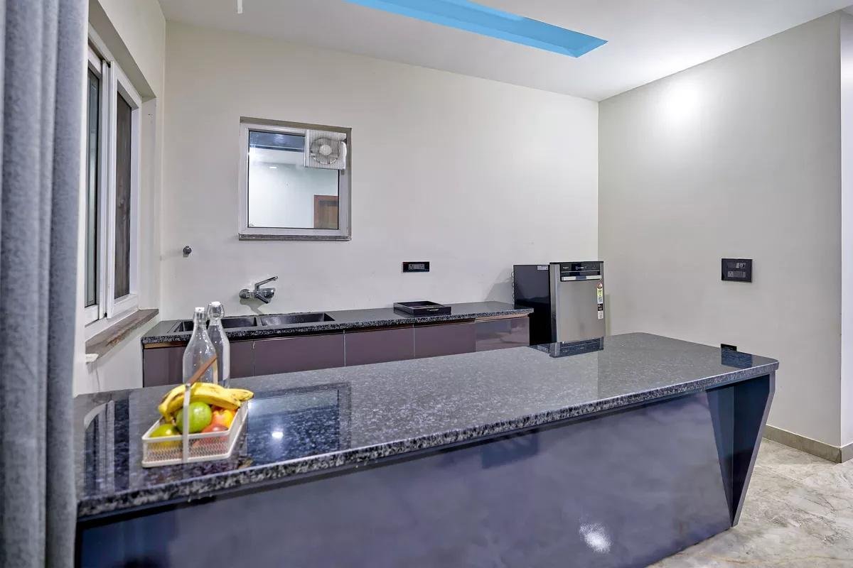 ELIVAAS Amaltas 4 bhk x Solis Nature