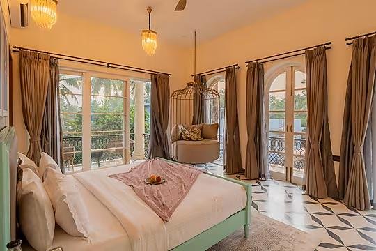 ELIVAAS privé Yashgeet Villa x Solis Nature