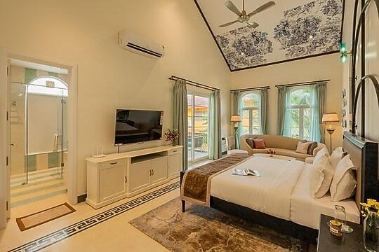 ELIVAAS privé Yashgeet Villa x Solis Nature
