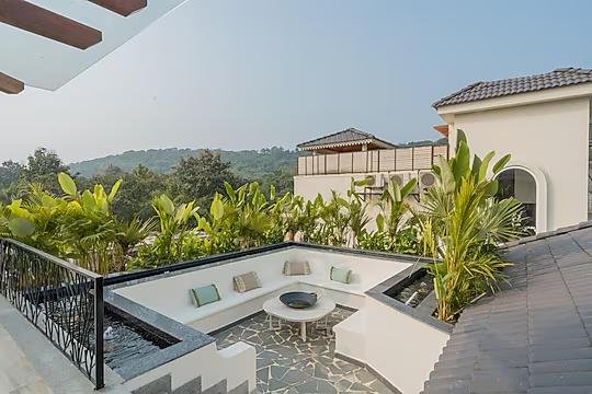 ELIVAAS privé Yashgeet Villa x Solis Nature
