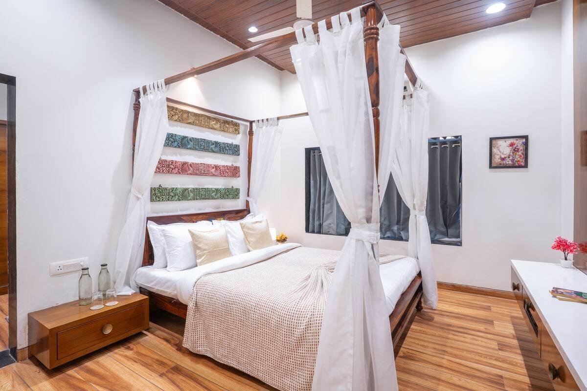 Lavender Crest | Pet- friendly 4-BHK Villa With Privat x Solis Nature