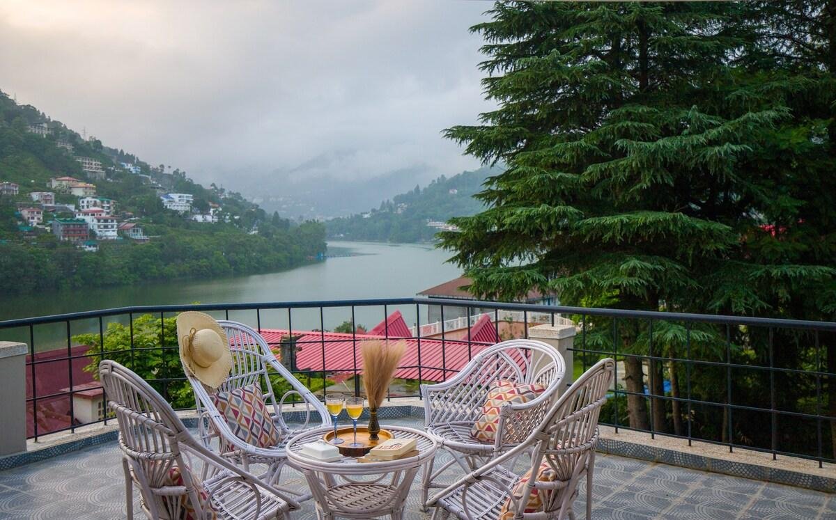 Lakeside 4BHK Villa with Views | Bhimtal x Solis Nature