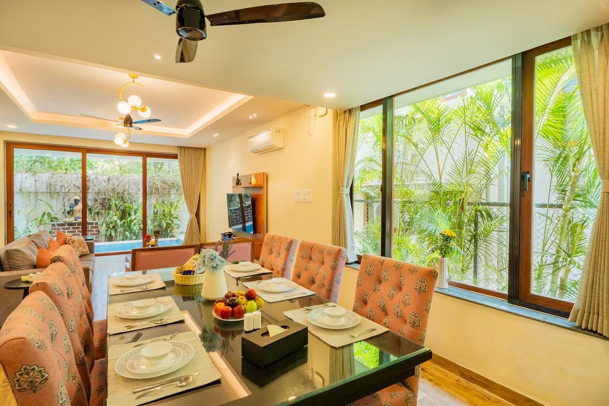 Pet-Loving Poolside 3bhk Villa Near City Highlight x Solis Nature