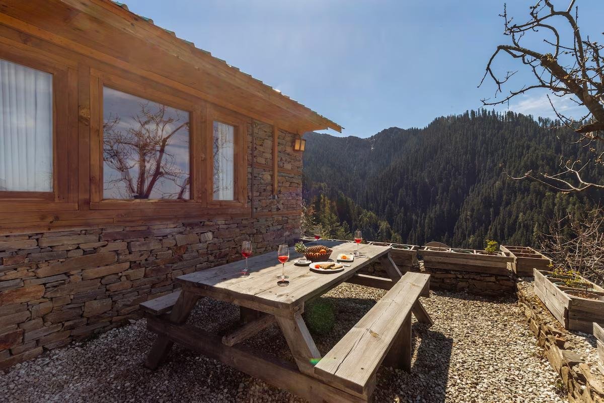 ELIVAAS Silvana 3-BHK x Solis Nature