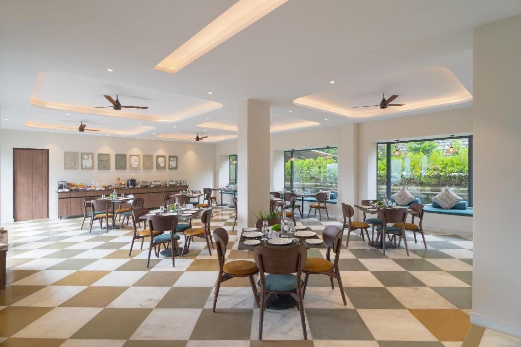 Rosewood Retreat Bhimtal x Solis Nature
