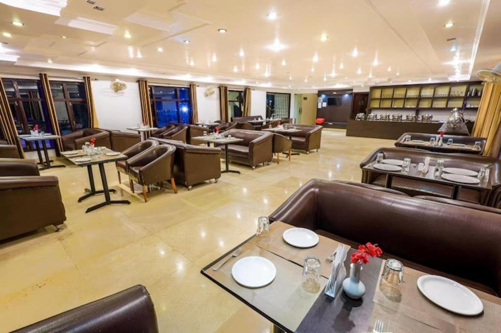 VAAPI COMFORT INN x Solis Nature