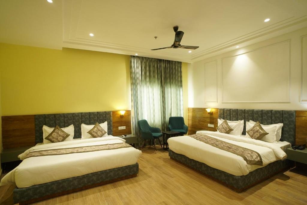 RRR by iO Hotels x Solis Nature