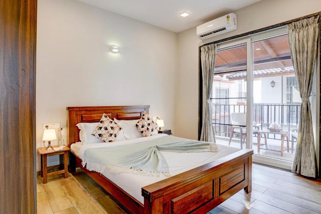 ELIVAAS 3 BHK Aamy Villa with Pvt Pool & Garden x Solis Nature