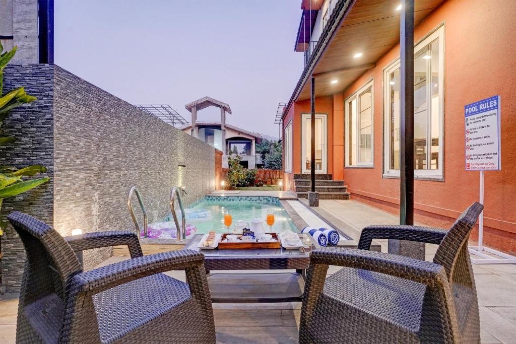 ELIVAAS 3 BHK Aamy Villa with Pvt Pool & Garden x Solis Nature