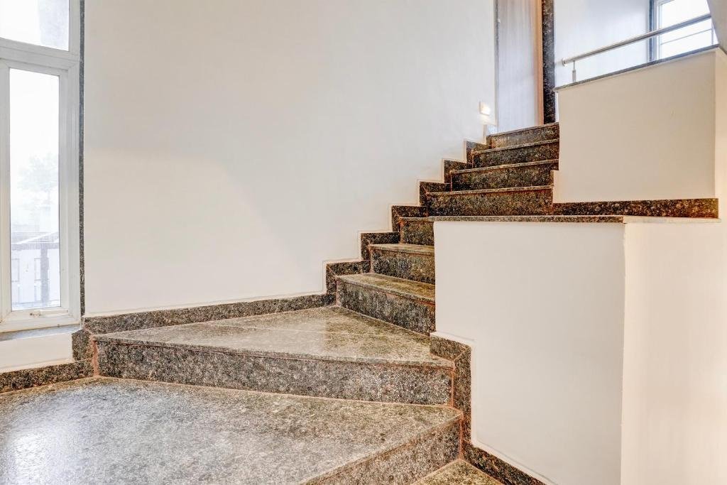 ELIVAAS 3 BHK Aamy Villa with Pvt Pool & Garden x Solis Nature
