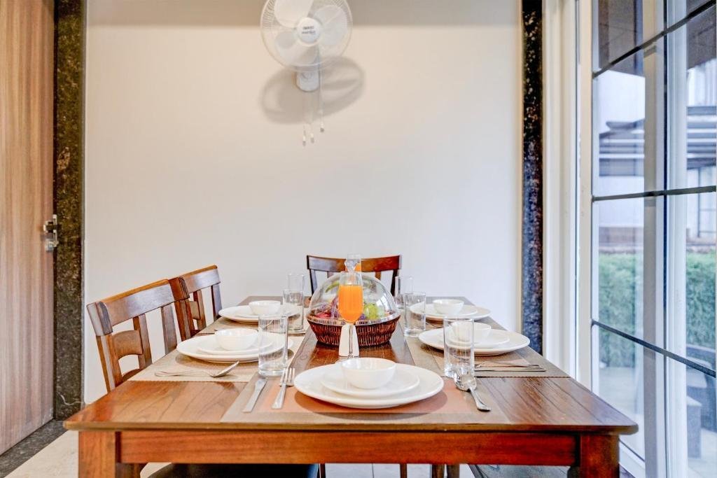 ELIVAAS 3 BHK Aamy Villa with Pvt Pool & Garden x Solis Nature