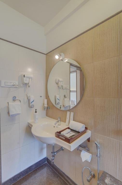 Adarsh Elegant 3-BHK Villa With Private Pool x Solis Nature