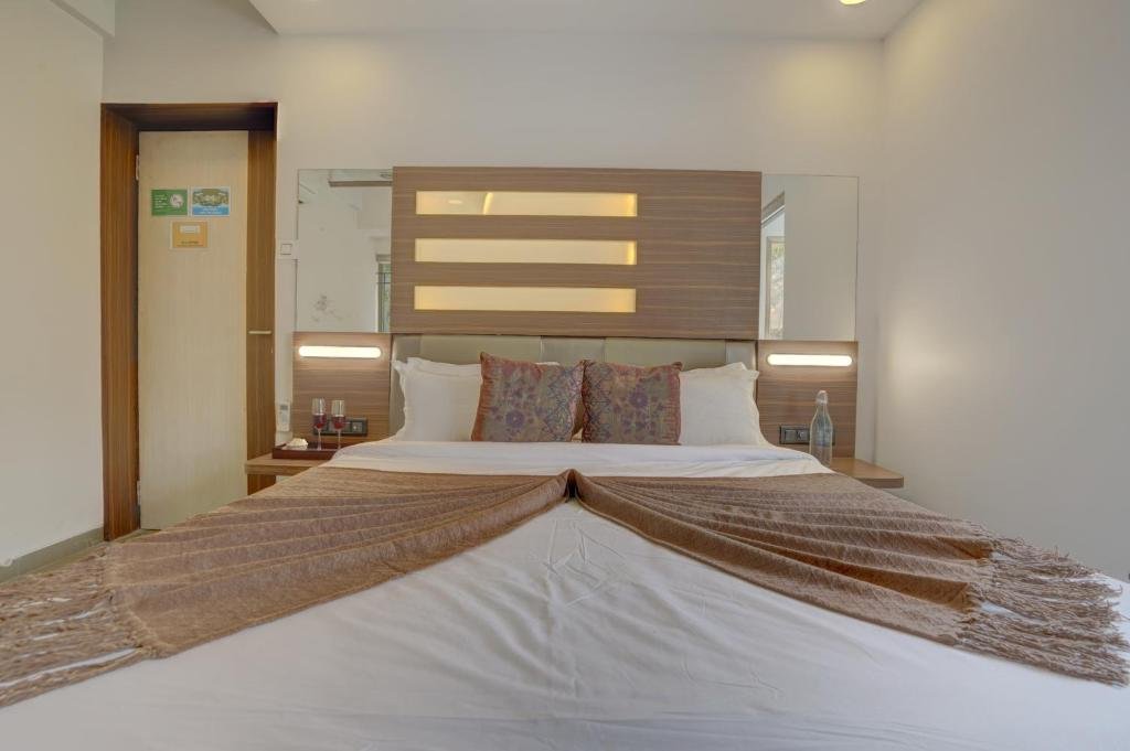 Adarsh Elegant 3-BHK Villa With Private Pool x Solis Nature