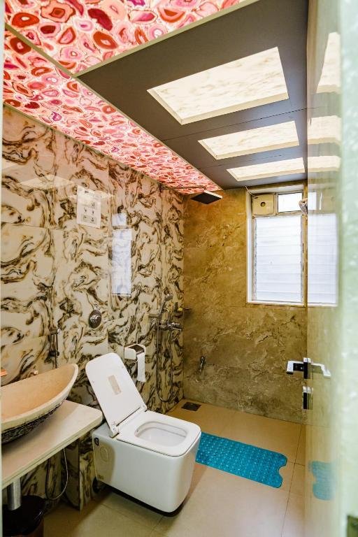 Moonstone Meadows Suite By Alaya Stays With Shared Poo x Solis Nature