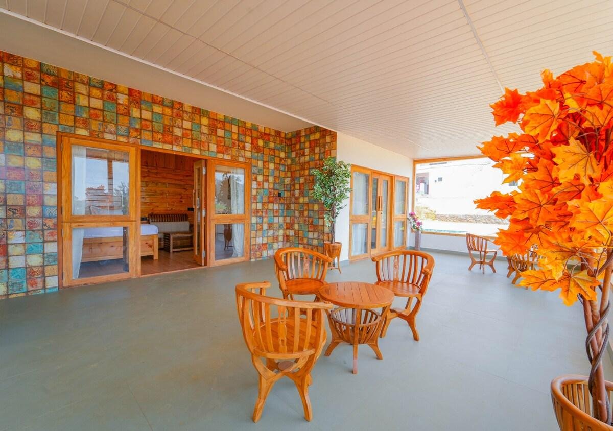 Premium A/C Wooden Rooms in Ooty Farm near lake x Solis Nature