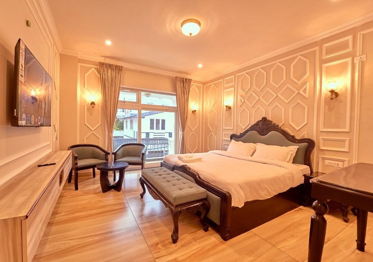 King Palace - Queen Room x Solis Nature