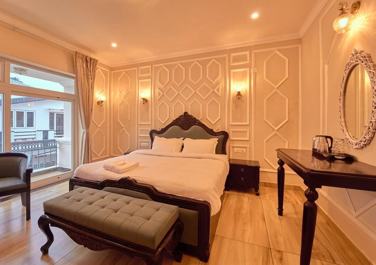 King Palace - Queen Room x Solis Nature