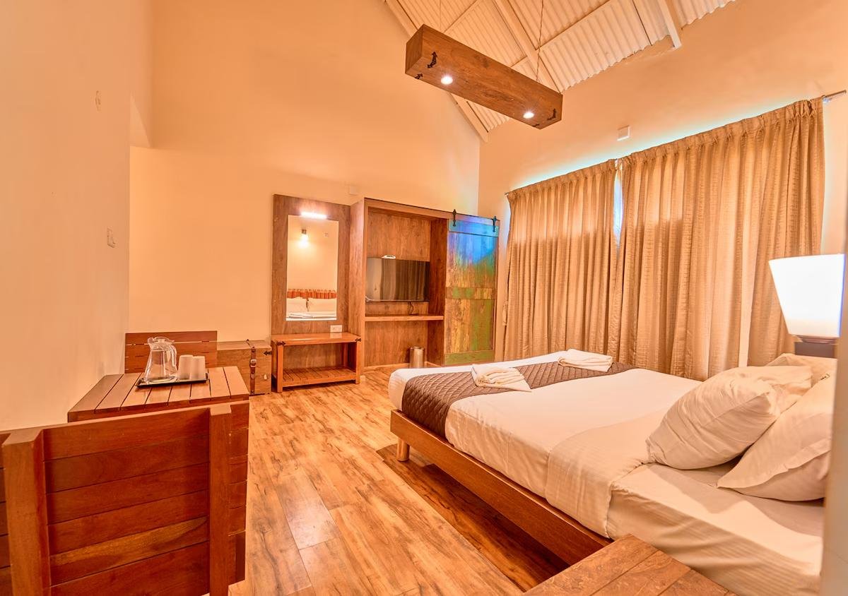Room in a Villa at Ooty Valley near Avalanche lake x Solis Nature