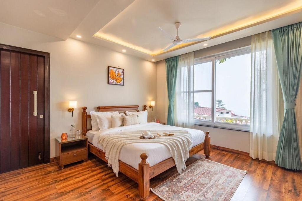 ELIVAAS Twin Chalets 4 BHK Escape with Valley-facing L x Solis Nature