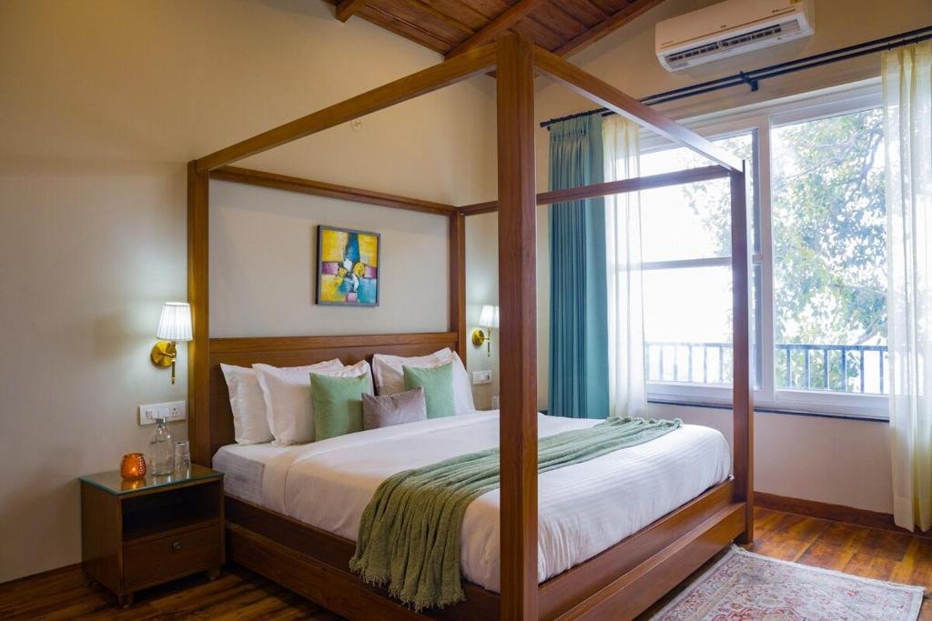 ELIVAAS Twin Chalets 4 BHK Escape with Valley-facing L x Solis Nature