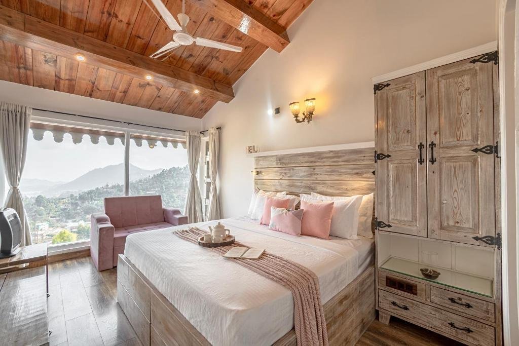 Alaya Stays Farsauli 1 - Pet friendly 3 BHK Hillside G x Solis Nature