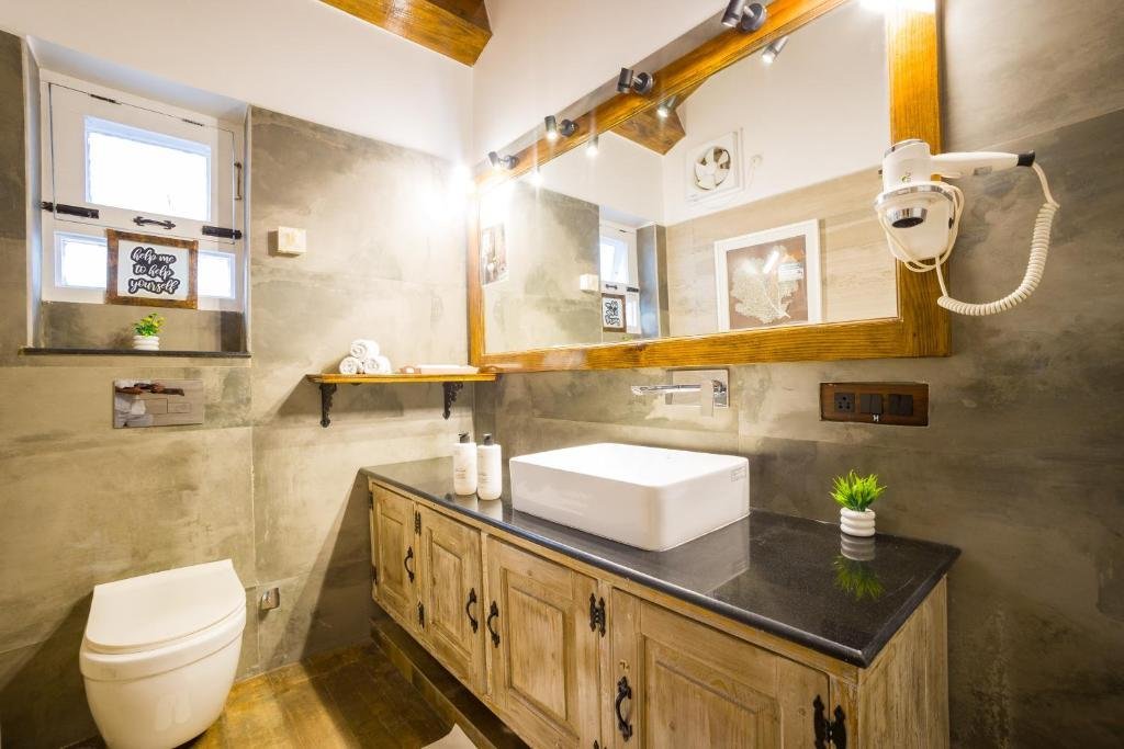 Alaya Stays Farsauli 1 - Pet friendly 3 BHK Hillside G x Solis Nature