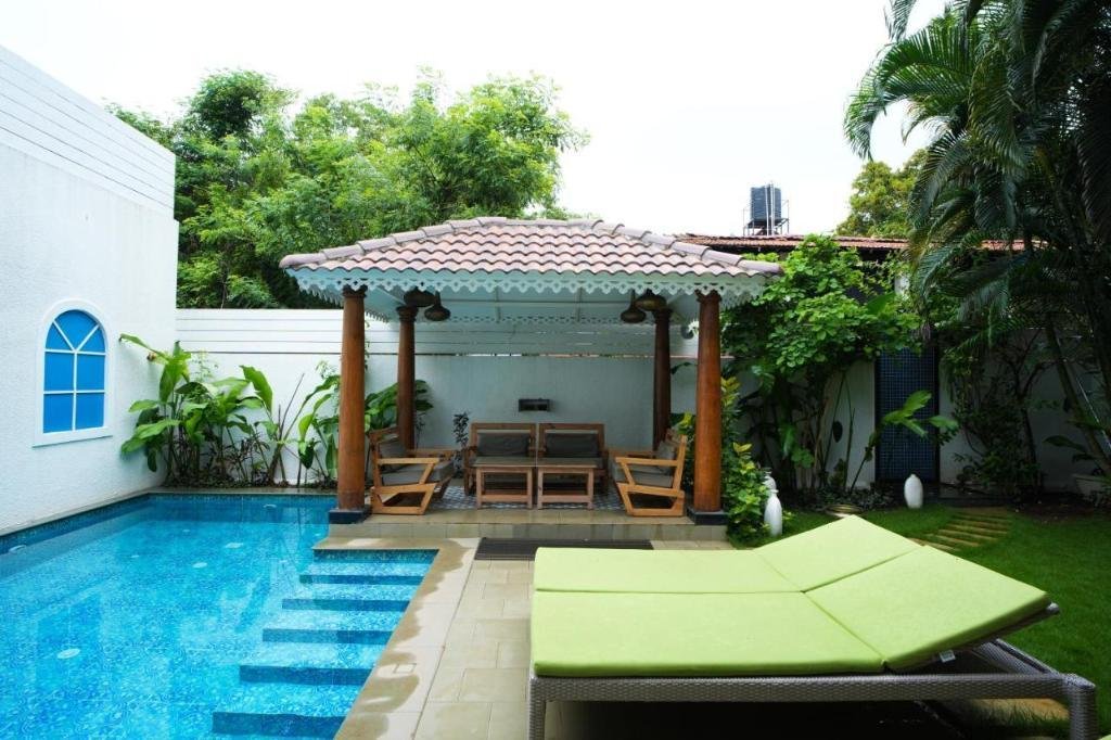 ELIVAAS 5 BHK with Pvt Pool & Gazebo - Bauhinia x Solis Nature