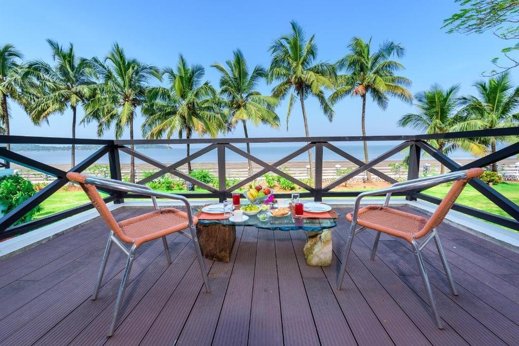 Sea La Vie, 3BHK Seaside Retreat x Solis Nature