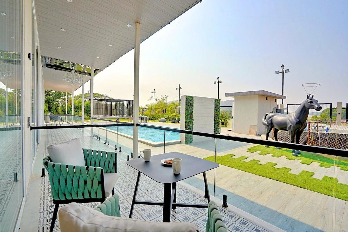 Majestic Glass Villa W/ Pvt Pool, Garden & Gazebo x Solis Nature