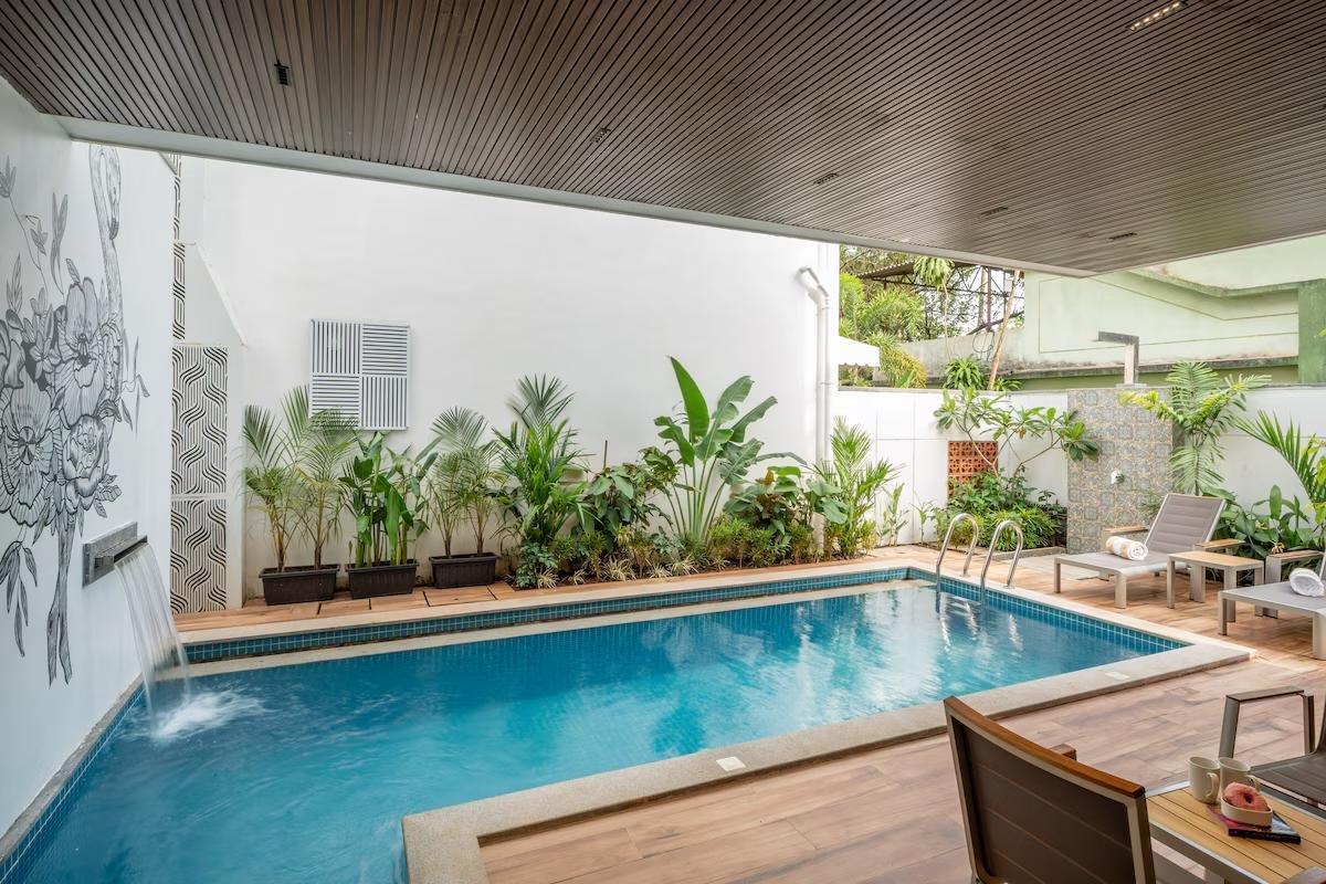 4 bhk with Pvt Pool & 5-Star Hospitality VILLA 5 x Solis Nature