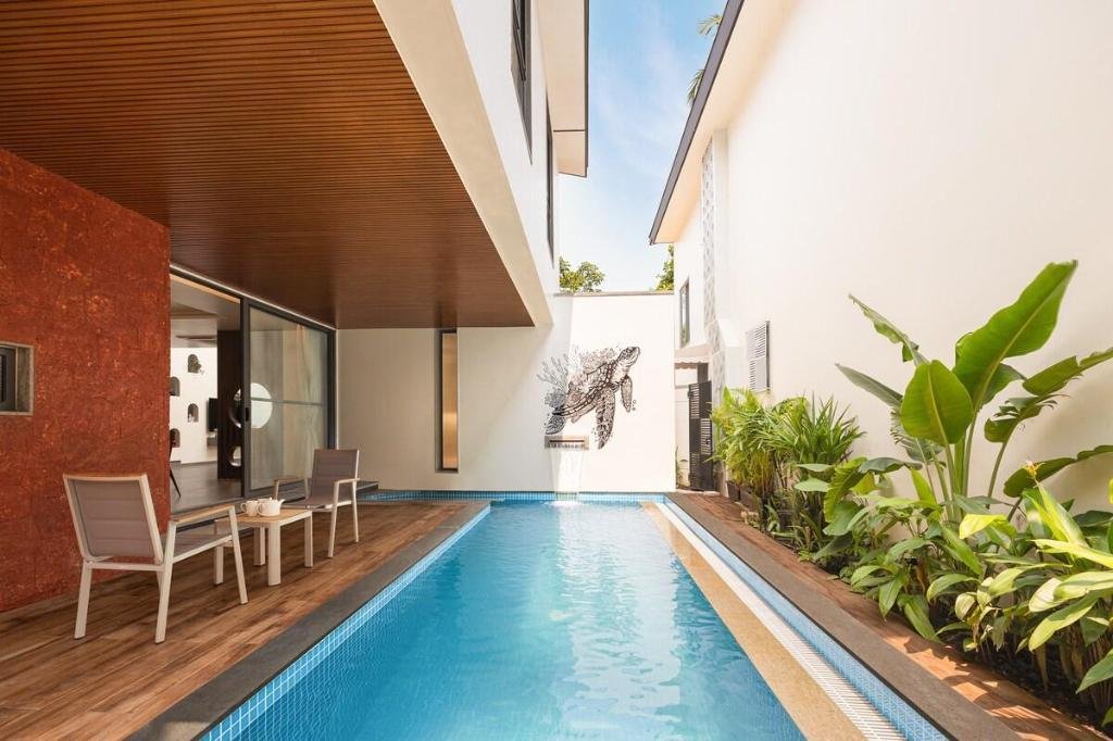 ELIVAAS 4 BHK with Pvt Pool - Cloud 7 x Solis Nature