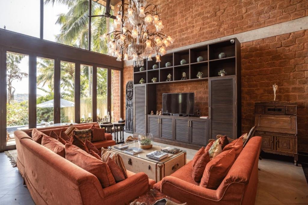 ELIVAAS The Glass Villa - An ultra-luxurious 4-BHK vil x Solis Nature