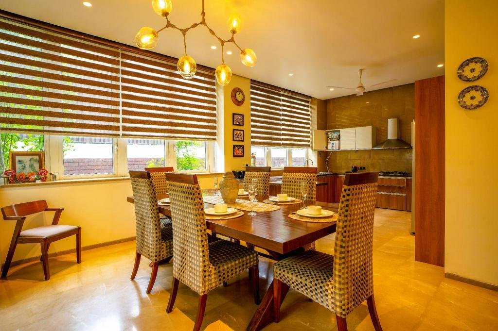 Elivaas - Dahlia Luxurious 4BHK Villa with Pvt. Pool a x Solis Nature