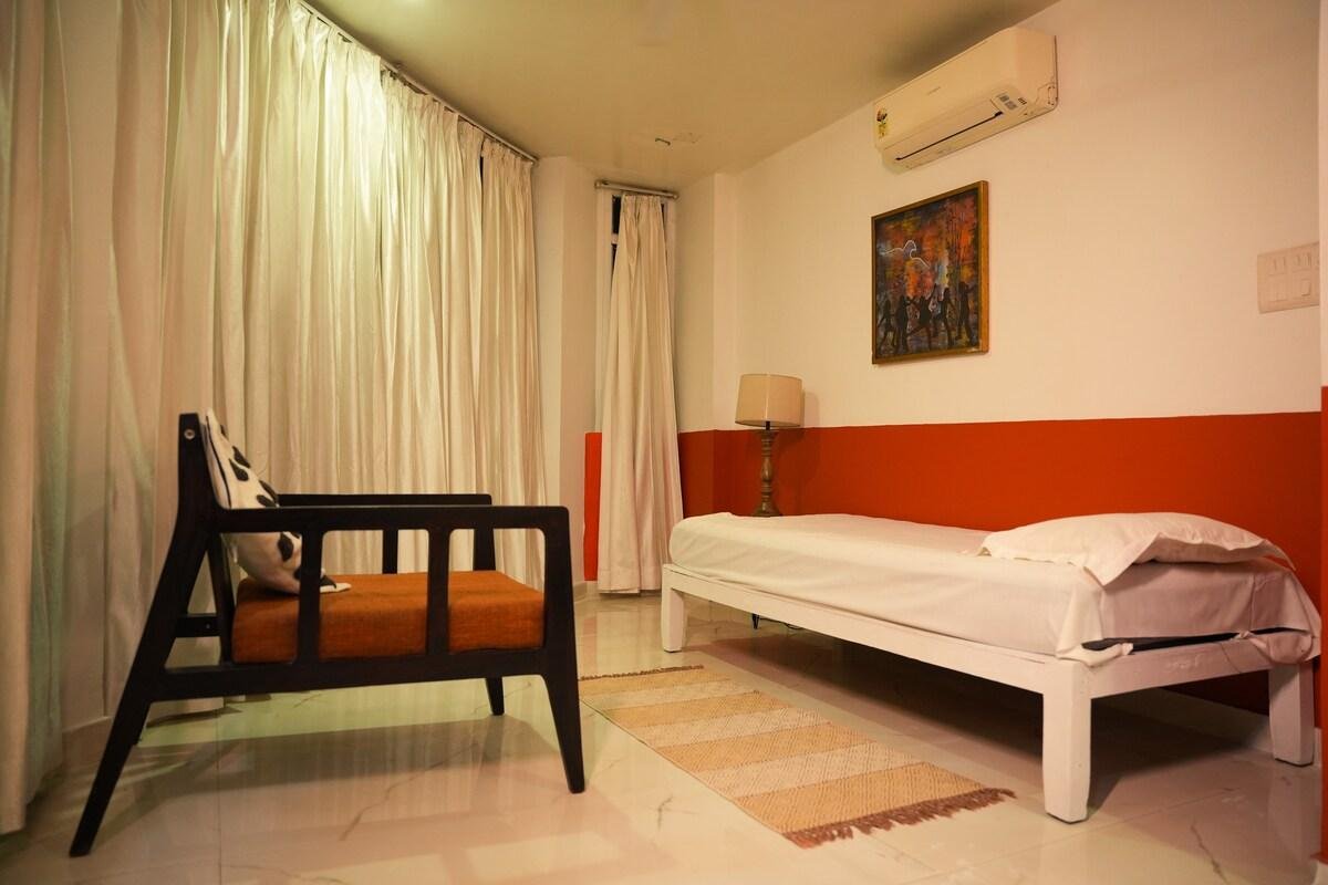 Modern Luxury Apartment with a Theme room in HKV x Solis Nature