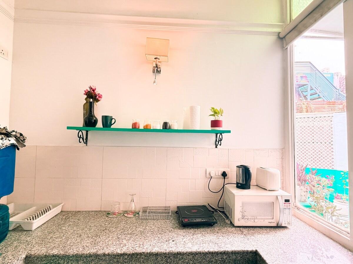 Sunlit Apartment in HKV w/Cafés & Nightlife nearby x Solis Nature