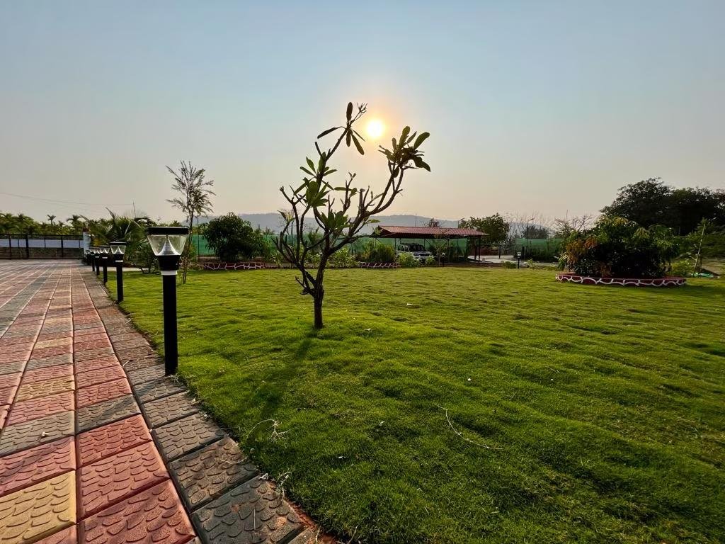 Vibe Stay Kashid Beach Villa x Solis Nature