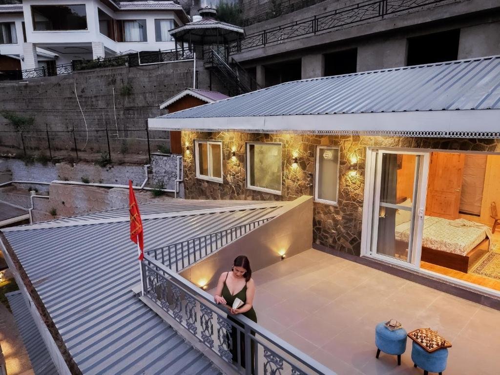 ELIVAAS Bask and Blessings Meadows 3-BHK Pet-Friendly x Solis Nature