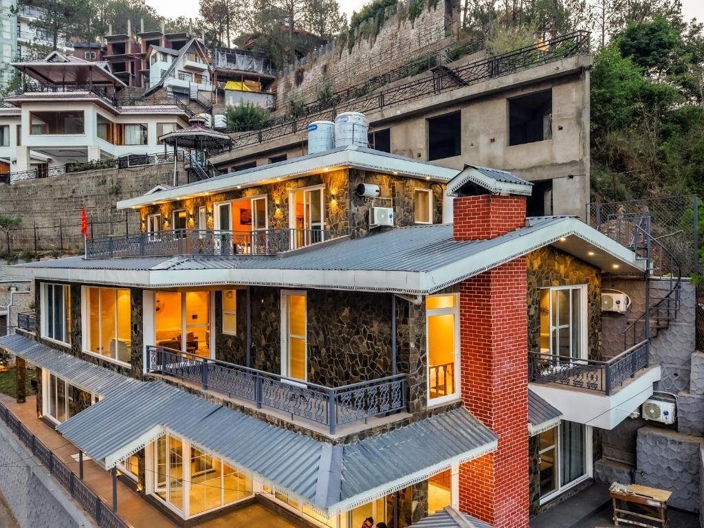 ELIVAAS Bask and Blessings Meadows 3-BHK Pet-Friendly x Solis Nature