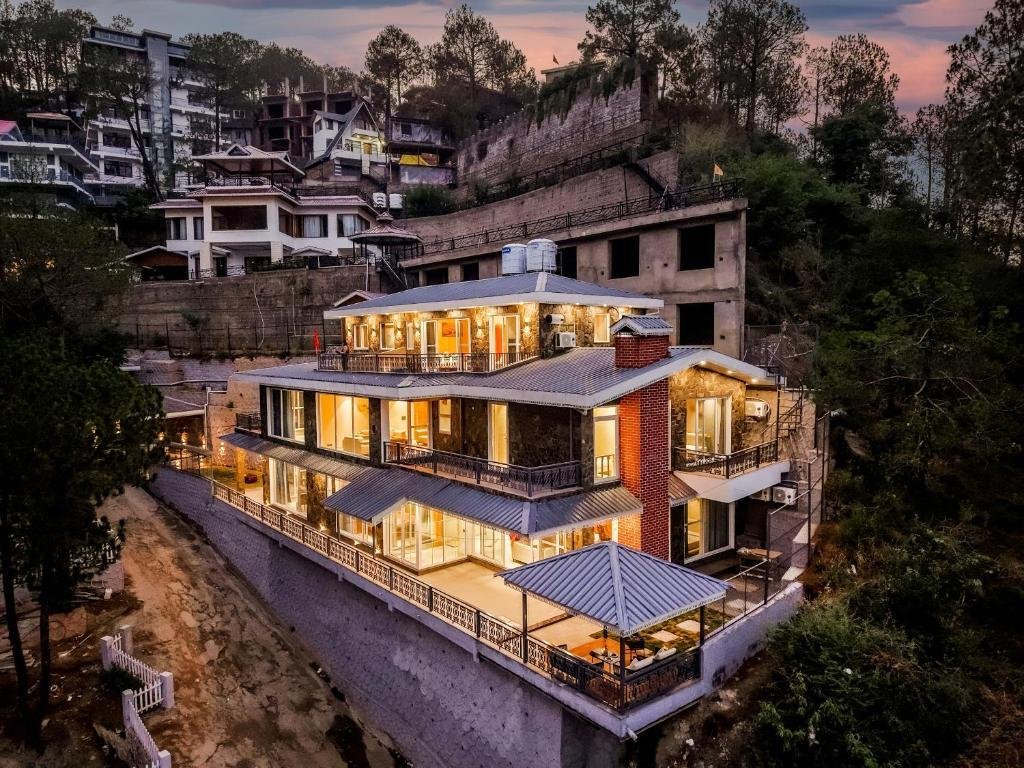 ELIVAAS Bask and Blessings Meadows 3-BHK Pet-Friendly x Solis Nature