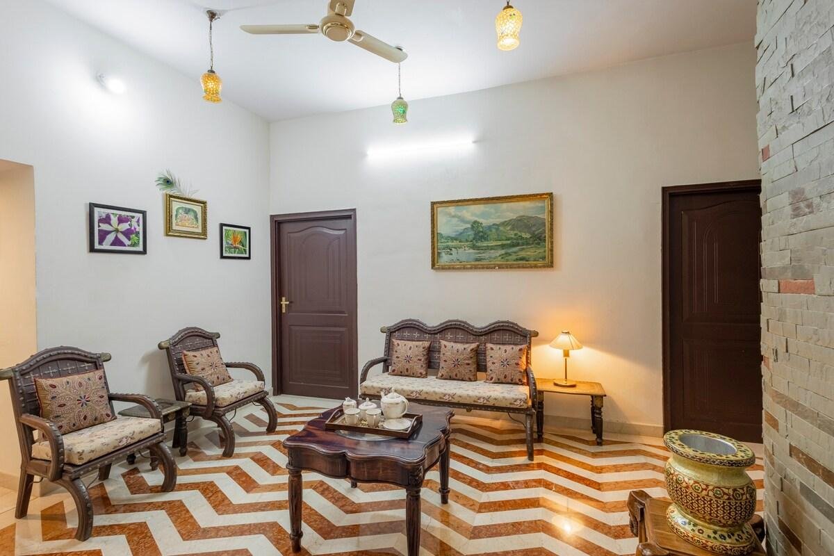 Abhimanyu Mansion Pearl x Solis Nature