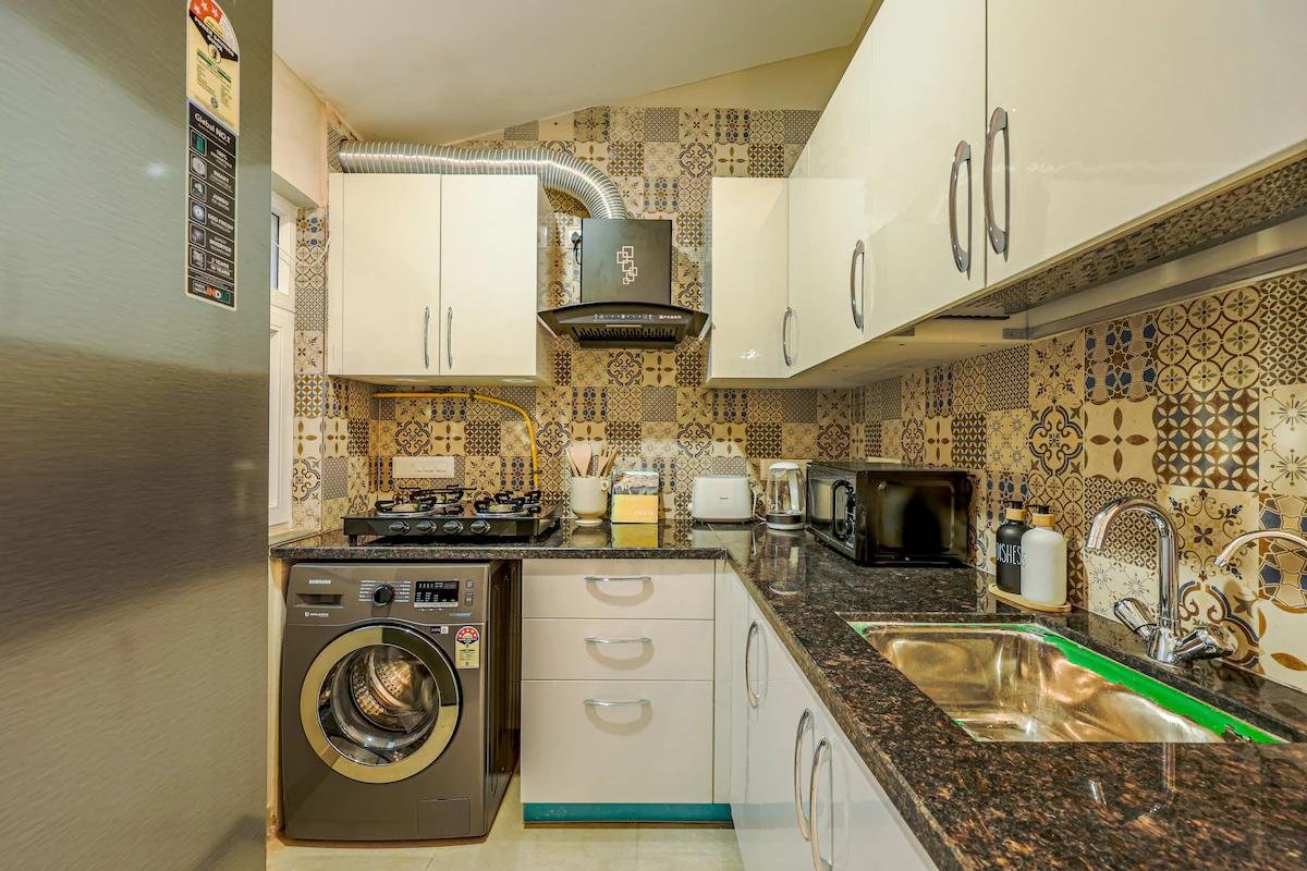 Veera Marina | Charming 1-BHK x Solis Nature