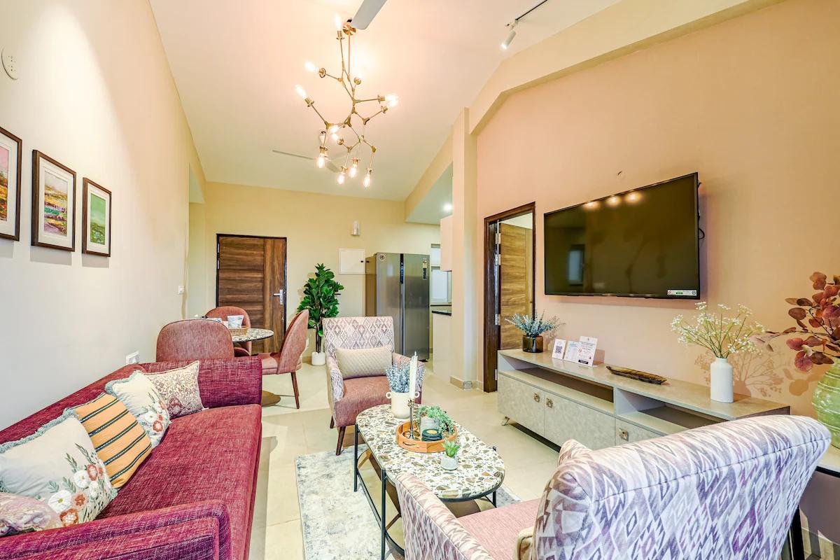 Alaya Stays Veera Marina 3-BHK Apartment x Solis Nature