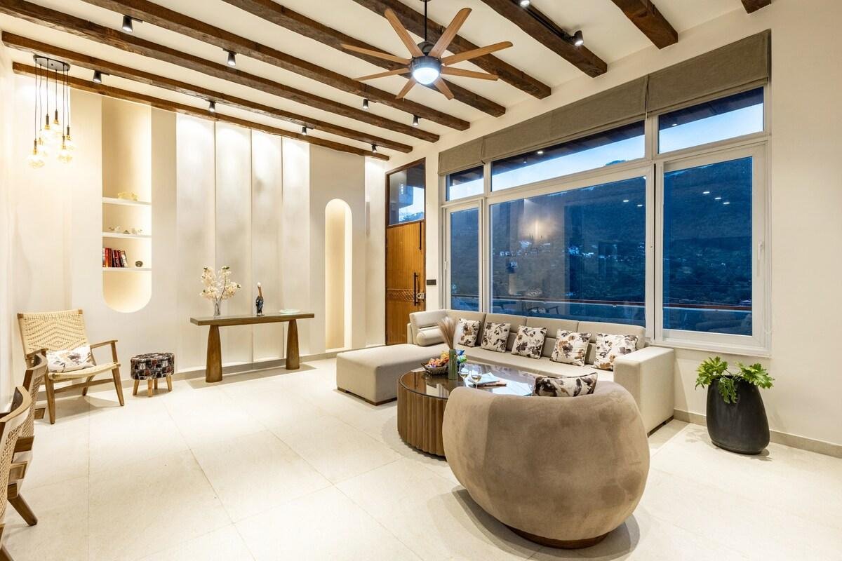 ELIVAAS Antarmann Casa Zenith (6-BHK) x Solis Nature