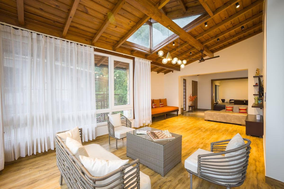 ELIVAAS Antarmann Casa Zenith (6-BHK) x Solis Nature