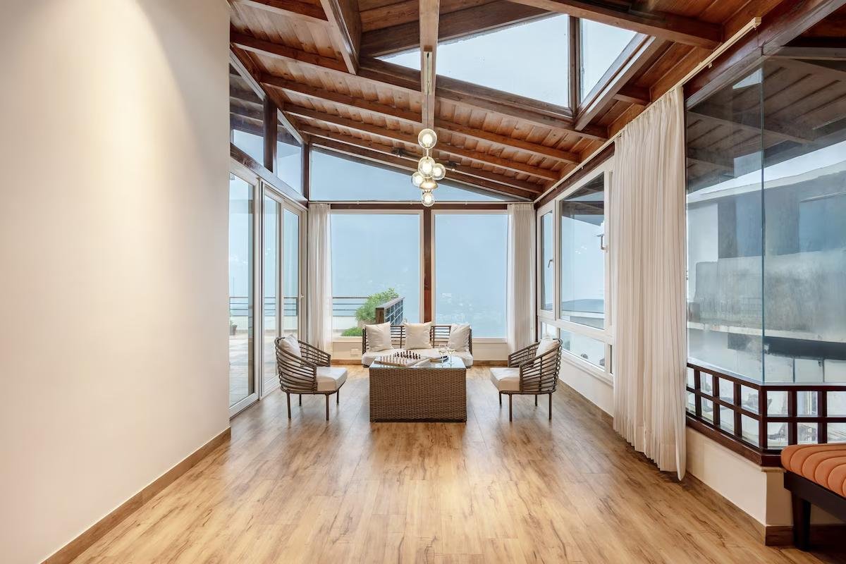 ELIVAAS Antarmann Casa Zenith (6-BHK) x Solis Nature